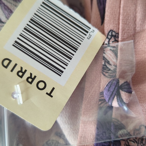 Torrid Chiffon Mock Neck Surplice Blouse - Picture 16 of 16